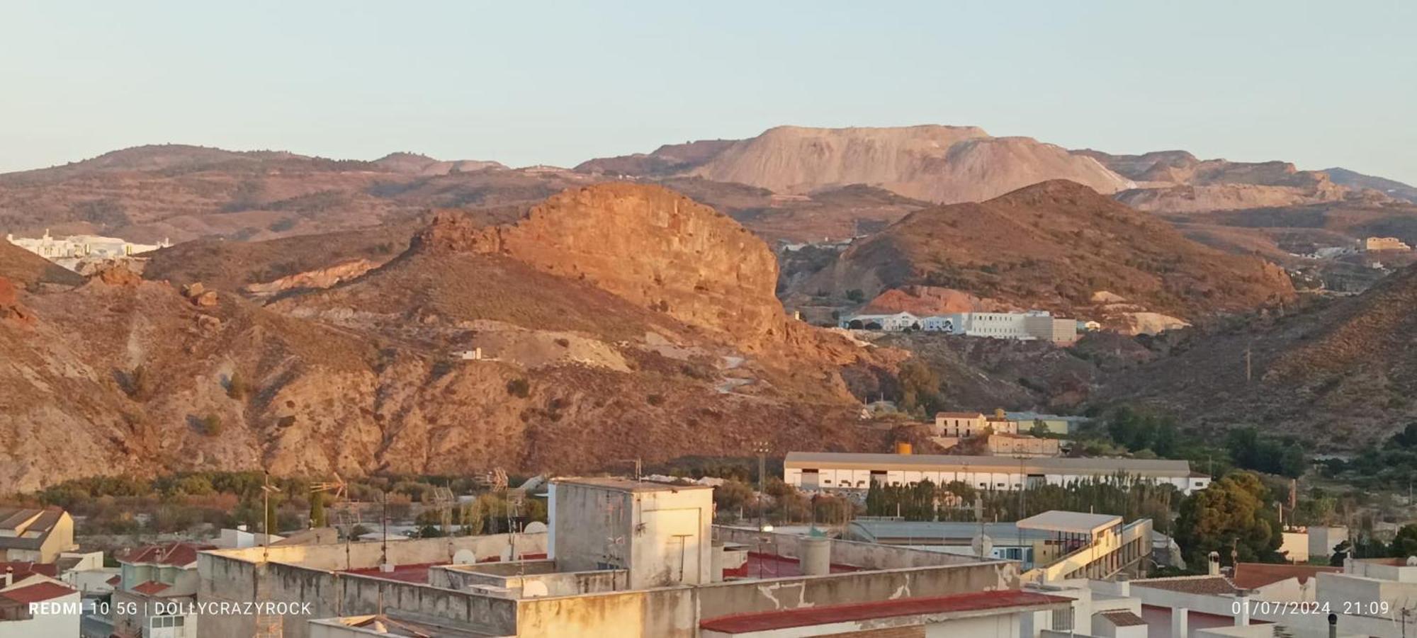 Apartamento Completo Solo Para Ti Hasta 4 Personas "Old Wall House" Olula del Río المظهر الخارجي الصورة